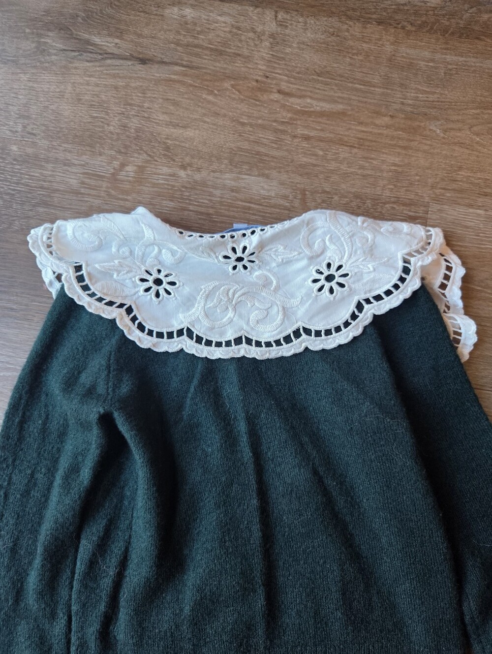 Antonio Melani Wool Blend Sweater Cardigan White Embroidered Peter Pan Collar - Picture 13 of 13